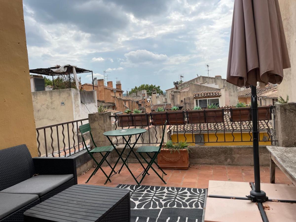 Une Terrasse Sur Les Toits Aix-en-Provence Exterior foto